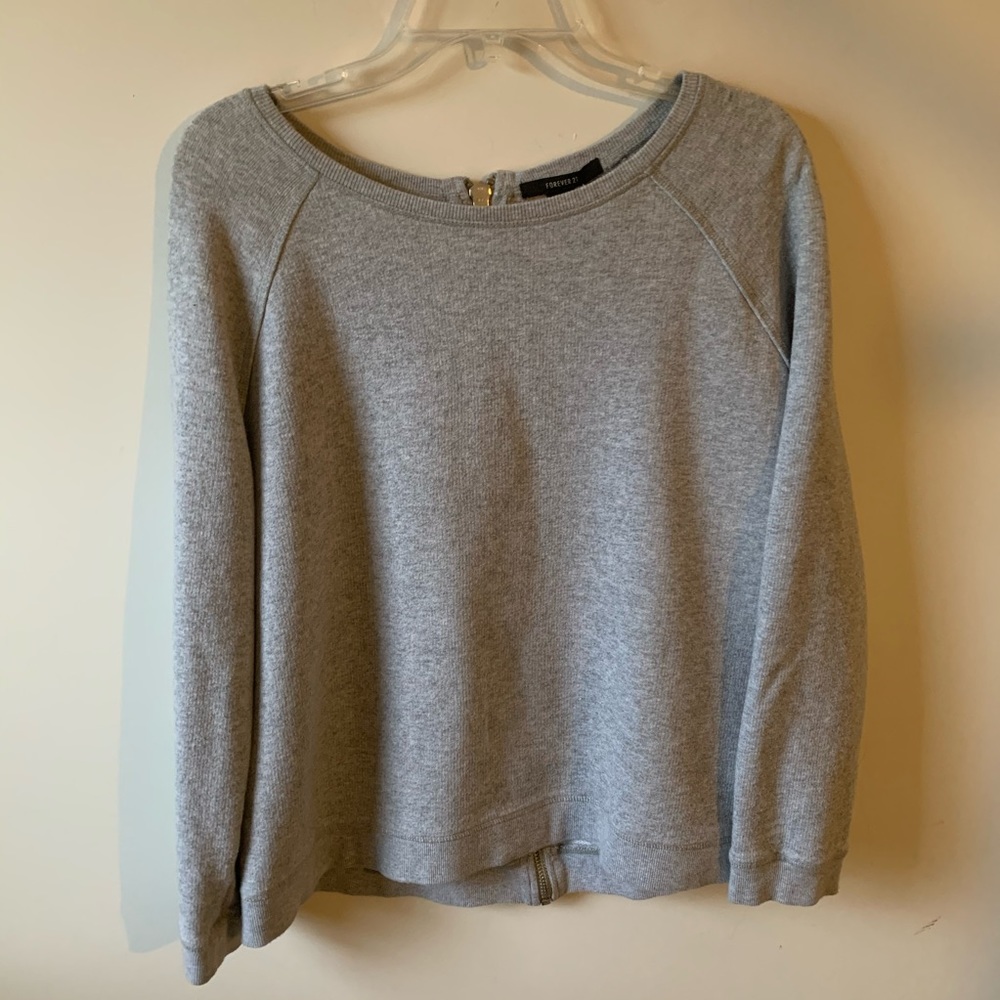 Forever 21 gray sweatshirt size Large. With zipper